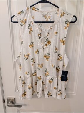 Lucky Brand White Floral Lace-Up Peplum Tank Top